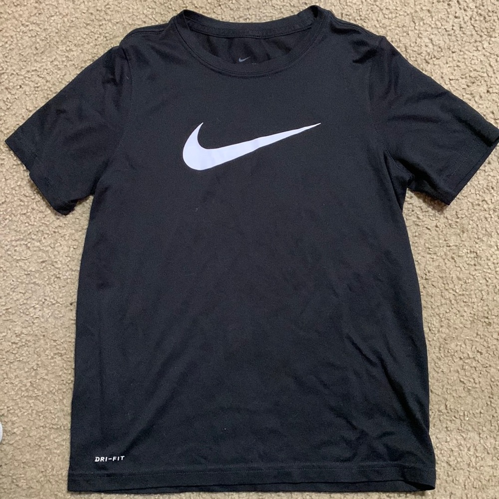 Nike T-shirt